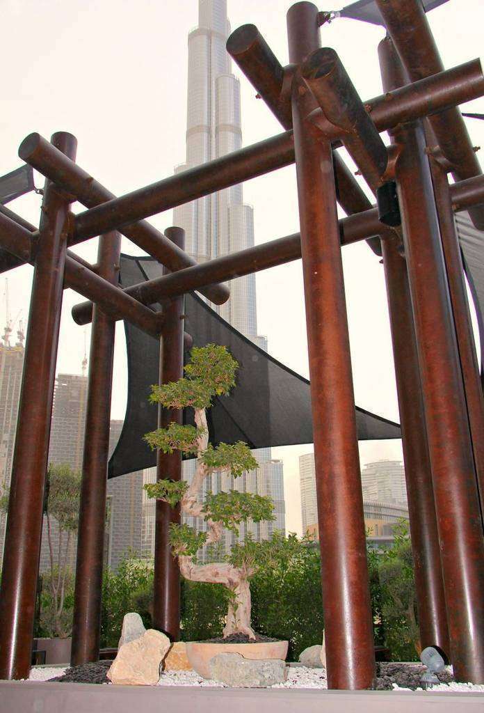 Desde la espectacular terraza de 99 Sushi Bar se tiene una perspectiva privilegiada del Burj Khalifa y de la Fuente de Dubai. (EL CORREO)