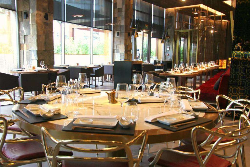 El interior de 99 Sushi Bar Dubai irradia una fuerte y cuidada personalidad en cada rincón. (EL CORREO)