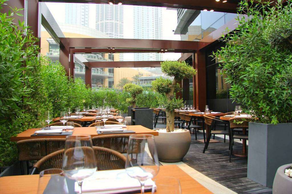 Perspectiva de la terraza de 99 Sushi Bar Dubai. (EL CORREO)