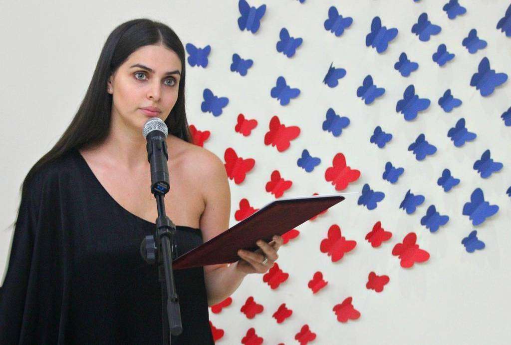 Angie Tafur, cónsul de Colombia en Emiratos Árabes, durante su intervención. (EL CORREO)