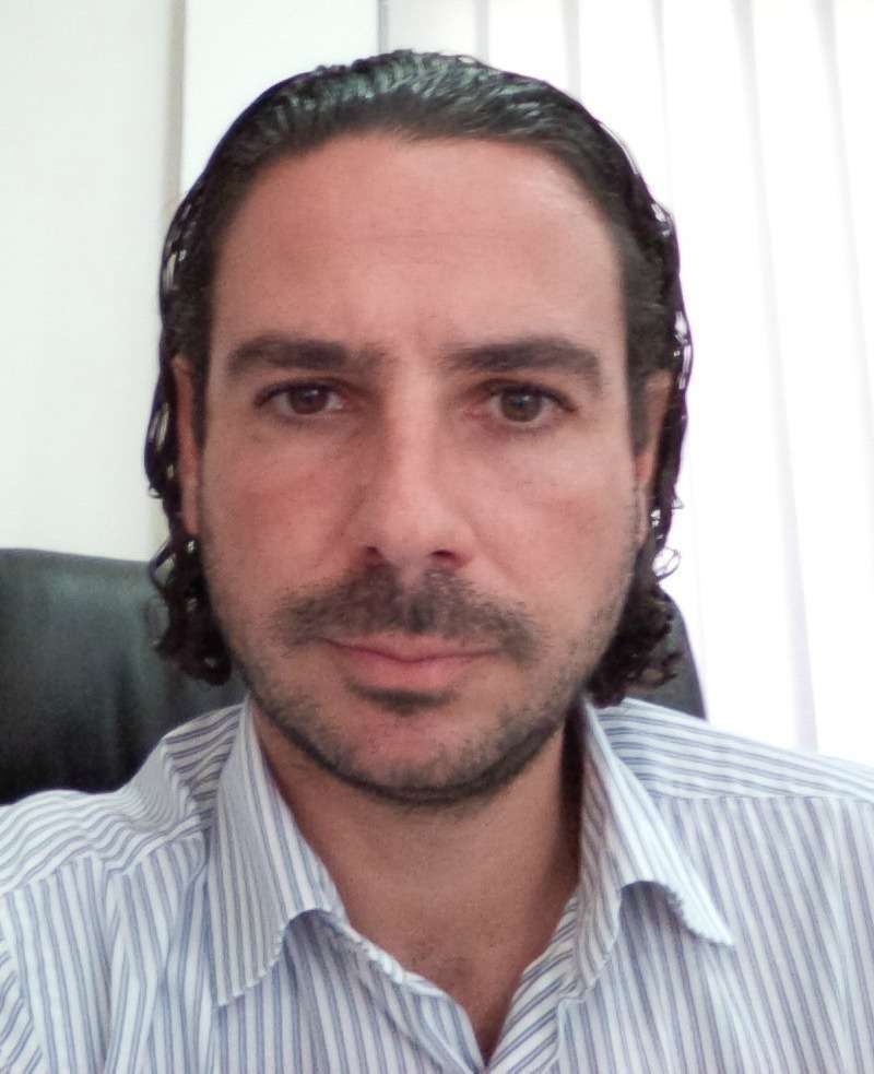 Alejandro García. Alejandro García.