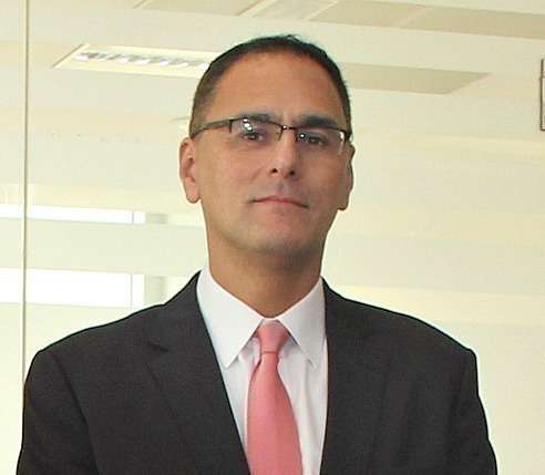 Carlos Tavera, cónsul general del Perú en Emiratos Árabes. (EL CORREO)