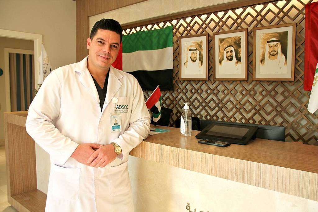 El doctor cubano Yandy Marx Castillo Alemán, director de Calidad del Centro de Células Madre de Abu Dhabi. (EL CORREO)