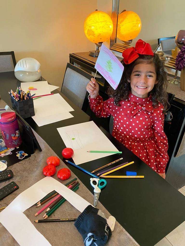 Alumna durante una clase en 'El Cole'. (EL CORREO)