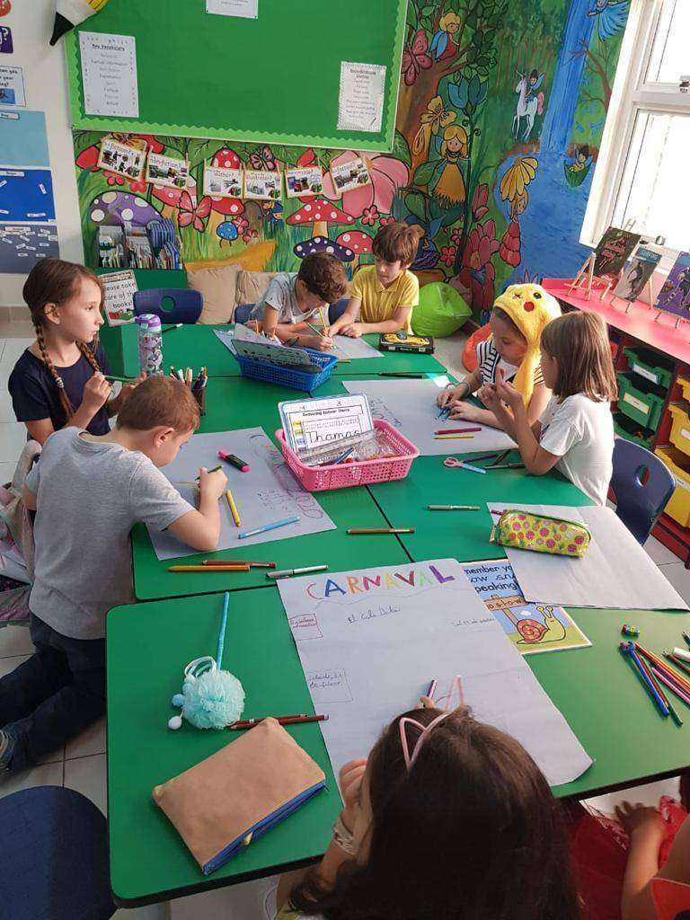 Crear vínculos entre la comunidad hispanoparlante en Dubai es uno de los grandes objetivos de 'El Cole'. (EL CORREO)