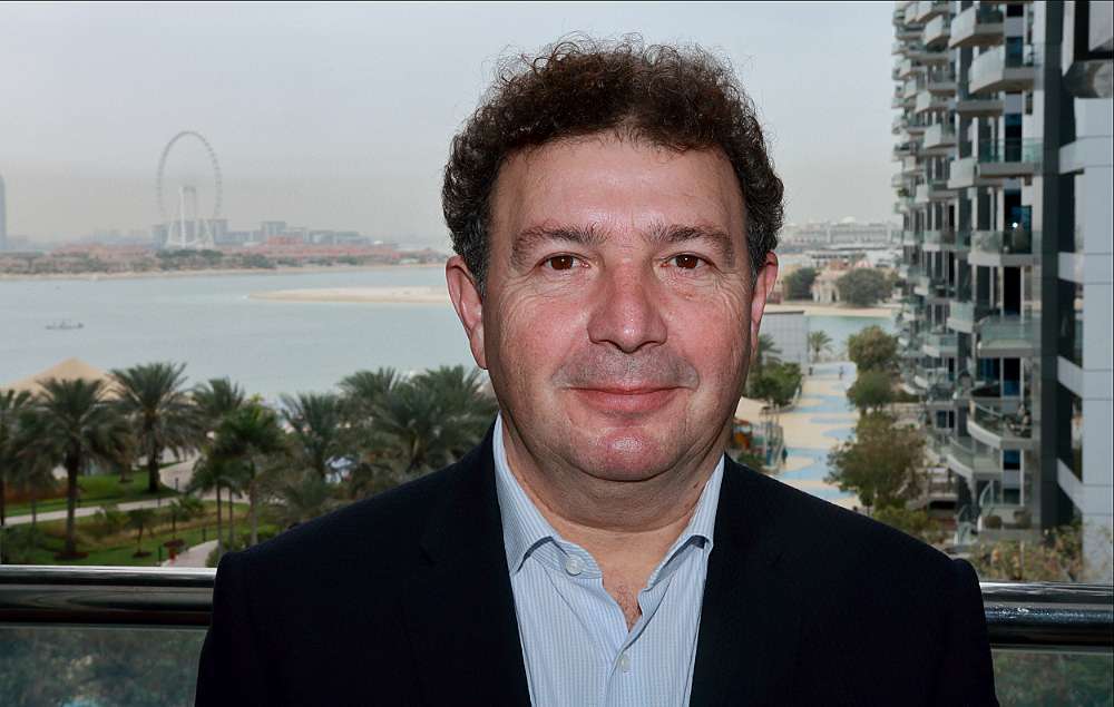 José Canals, con las espectaculares vistas del hotel Dukes The Palm a sus espaldas. (Richard Ramos / EL CORREO) José Canals, con las espectaculares vistas del hotel Dukes The Palm a sus espaldas. (Richard Ramos / EL CORREO)