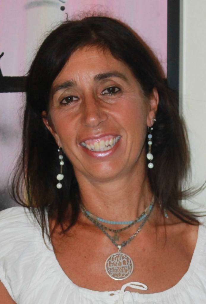 María Tello. María Tello.