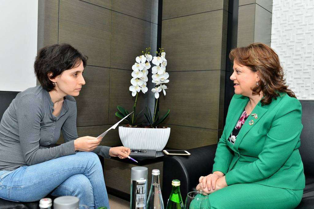 Martha Delgado Peralta, durante la entrevista que concedió a EL CORREO DEL GOLFO en Abu Dhabi. (Manaf K. Abbas) Martha Delgado Peralta, durante la entrevista que concedió a EL CORREO DEL GOLFO en Abu Dhabi. (Manaf K. Abbas)