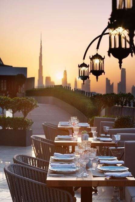 Espectacular terraza con vistas al skyline de Dubai, con Burj Khalifa incluido. (Cedida)