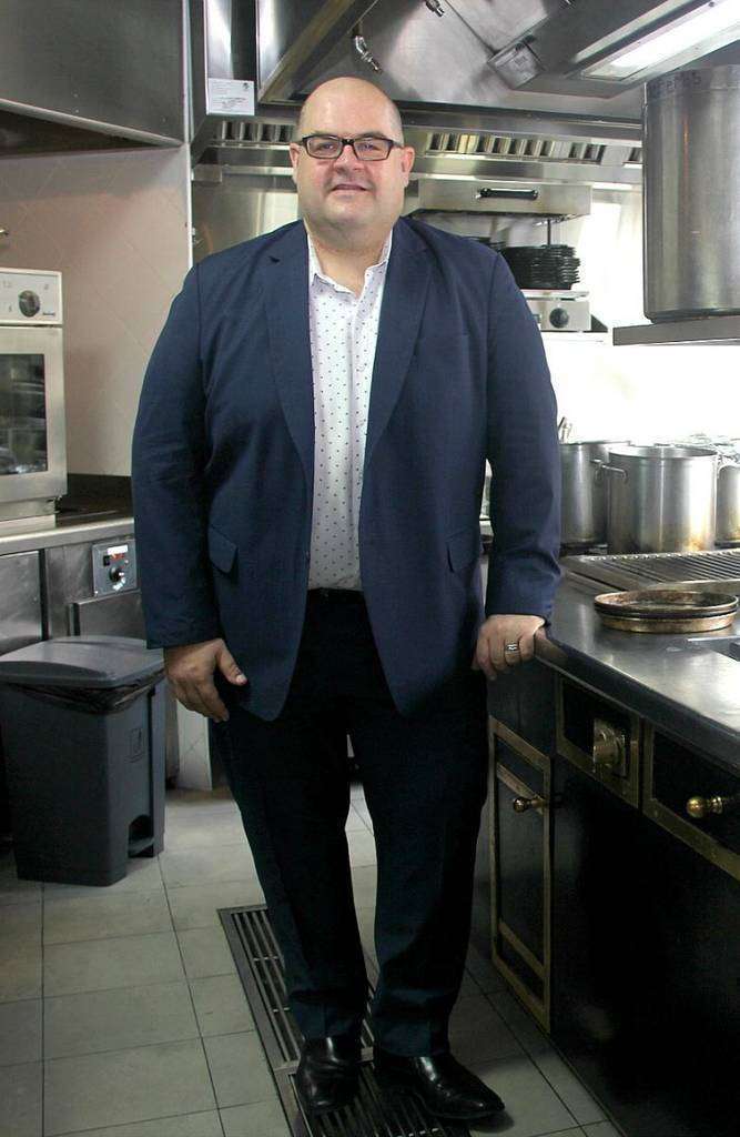 Ramón Salto, en la cocina del restaurante Bebemos en Dubai. (EL CORREO) Ramón Salto, en la cocina del restaurante Bebemos en Dubai. (EL CORREO)