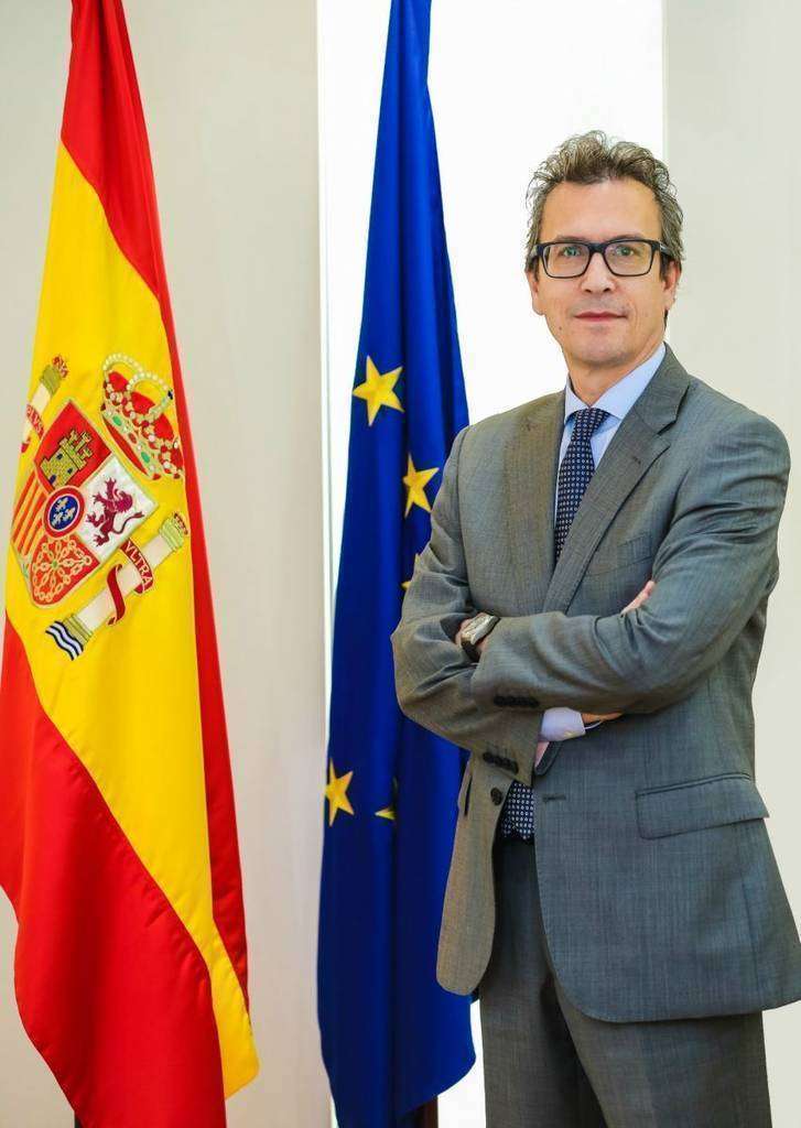 Antonio Álvarez Barthe, Spanish Ambassador to the United Arab Emirates, in his office in Abu Dhabi. (EL CORREO) Antonio Álvarez Barthe, Spanish Ambassador to the United Arab Emirates, in his office in Abu Dhabi. (EL CORREO)