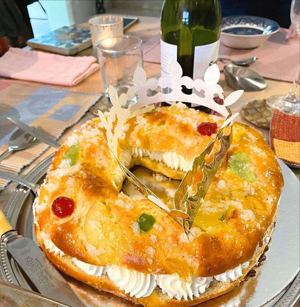 El roscón de La Despensa ha reinado en estos días en los hogares de cientos de españoles en Emiratos Árabes. (EL CORREO)