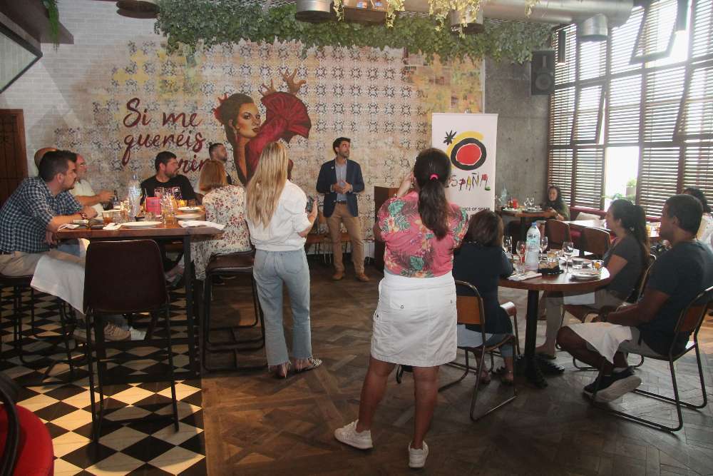 Un momento de la presentación de la Semana de la Tapa en Dubai. (EL CORREO)