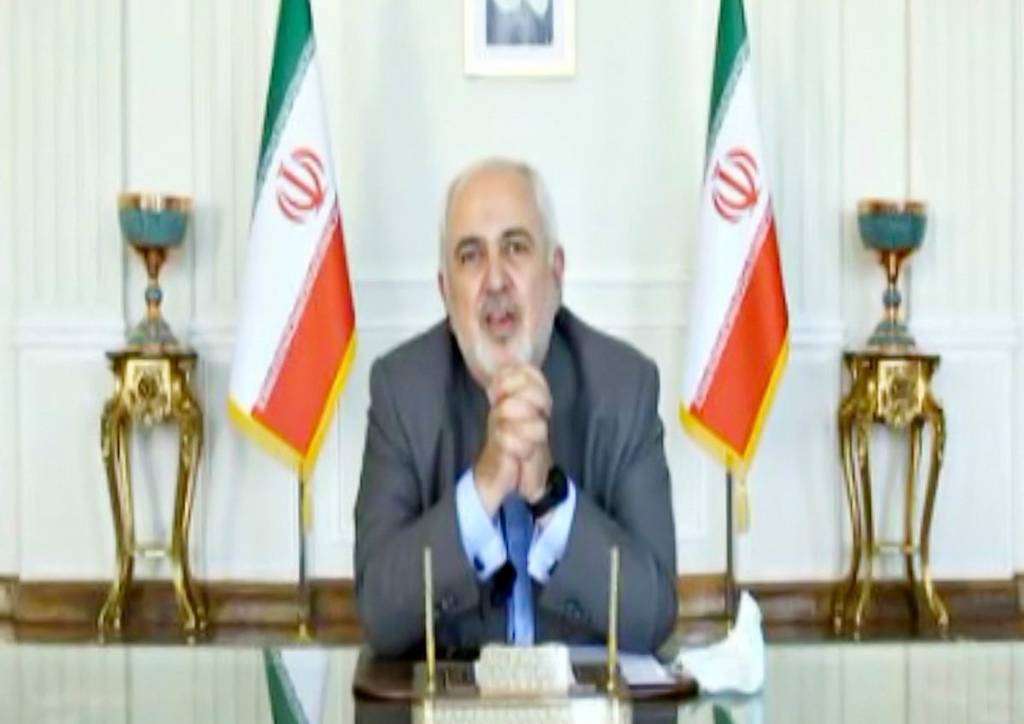 Mohammad Javad Zarif, ministro de Relaciones Exteriores de Irán, en el transcurso de la viodeoconferencia. (WAM)